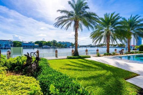 2798 NE 24th Street Lighthouse Point FL 33064