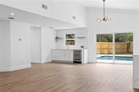 701 NW 77th Avenue Plantation FL 33324