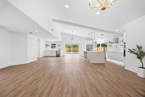 701 NW 77th Avenue Plantation FL 33324