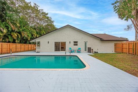 701 NW 77th Avenue Plantation FL 33324