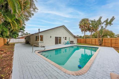 701 NW 77th Avenue Plantation FL 33324