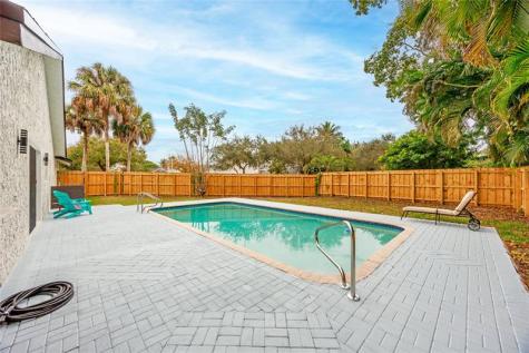 701 NW 77th Avenue Plantation FL 33324