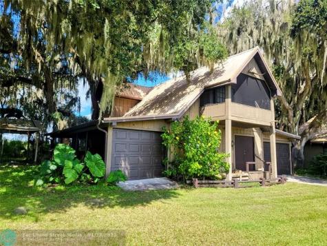 70 Tin House Cove Road Lorida FL 33857