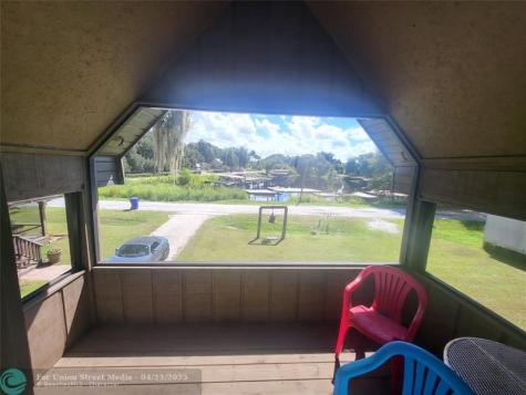 70 Tin House Cove Road Lorida FL 33857