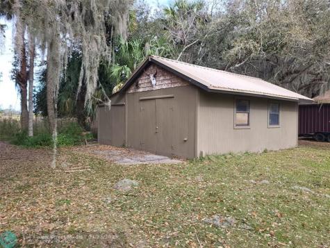 70 Tin House Cove Road Lorida FL 33857