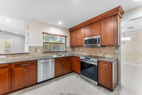 7669 Cedar Hurst Court Lake Worth FL 33467