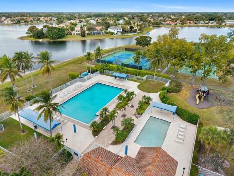 7669 Cedar Hurst Court Lake Worth FL 33467