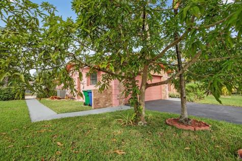 4460 NW 105th Terrace Coral Springs FL 33065