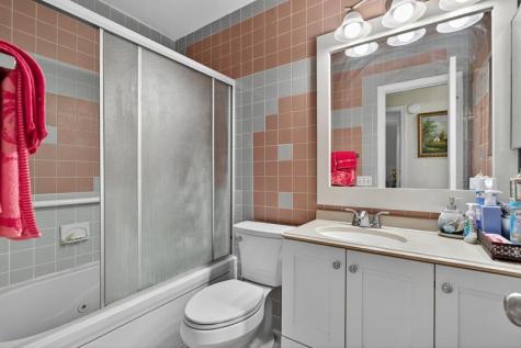 4460 NW 105th Terrace Coral Springs FL 33065