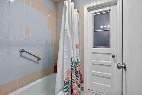 4460 NW 105th Terrace Coral Springs FL 33065