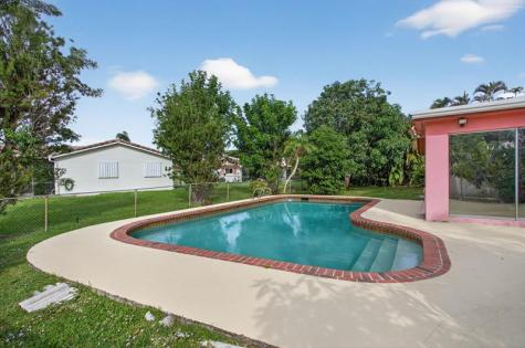 4460 NW 105th Terrace Coral Springs FL 33065