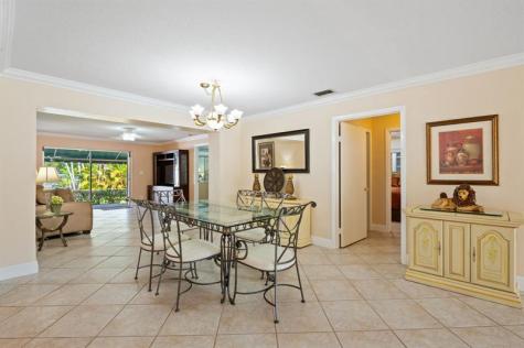 947 Lincoln Street Hollywood FL 33019