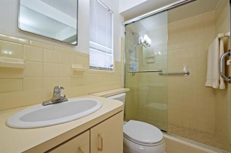 947 Lincoln Street Hollywood FL 33019