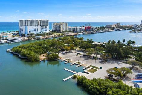 947 Lincoln Street Hollywood FL 33019