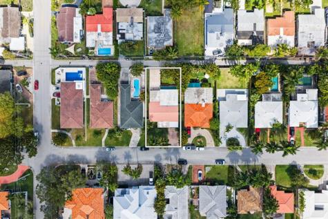 947 Lincoln Street Hollywood FL 33019