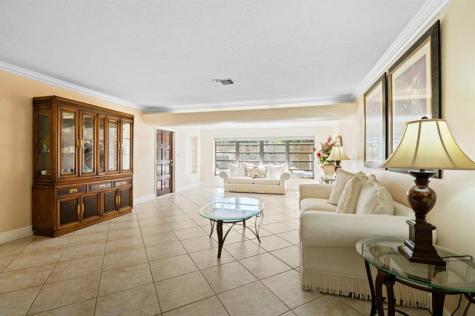 947 Lincoln Street Hollywood FL 33019