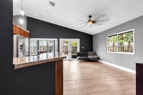 2822 NW 111th Avenue Sunrise FL 33322