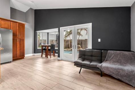 2822 NW 111th Avenue Sunrise FL 33322
