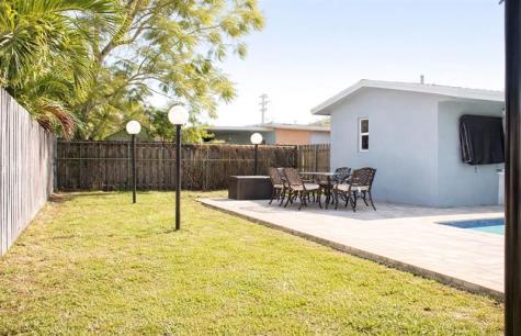 8337 NW 25th Court Sunrise FL 33322