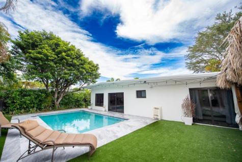 18560 NE 20th Court North Miami Beach FL 33179