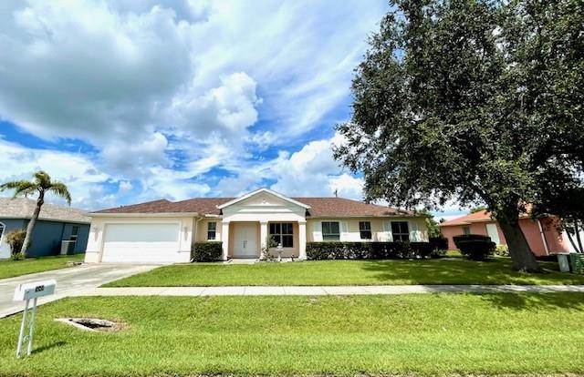 589 Genevieve Drive Lehigh Acres FL 33936