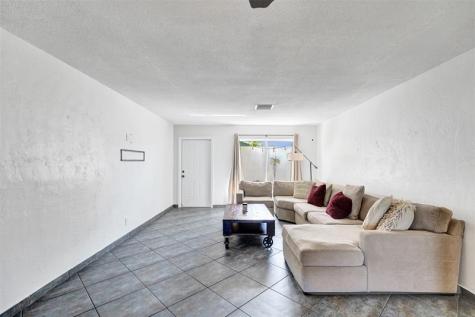 7003 NW 95th Terrace Tamarac FL 33321