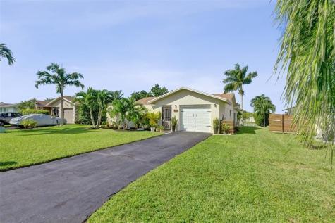 7003 NW 95th Terrace Tamarac FL 33321