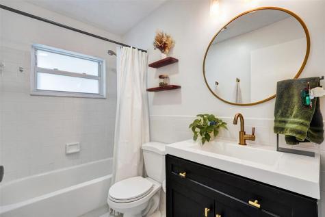 7003 NW 95th Terrace Tamarac FL 33321