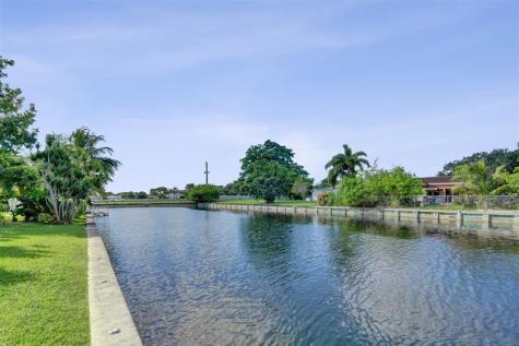 7003 NW 95th Terrace Tamarac FL 33321