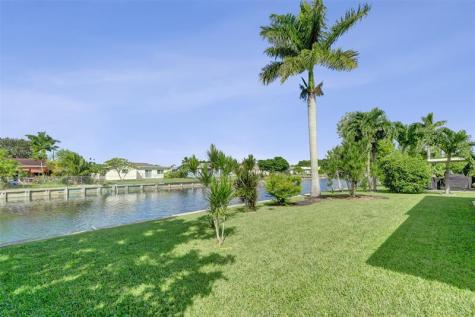 7003 NW 95th Terrace Tamarac FL 33321