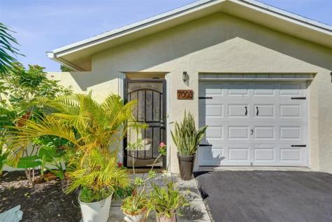 7003 NW 95th Terrace Tamarac FL 33321