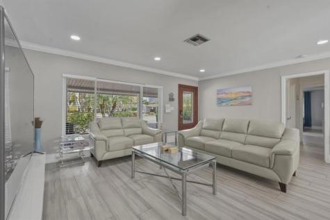3036 NE 19 Street Fort Lauderdale FL 33305