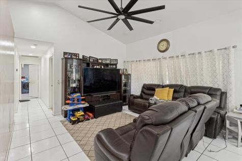 5150 NW 75th Avenue Lauderhill FL 33319