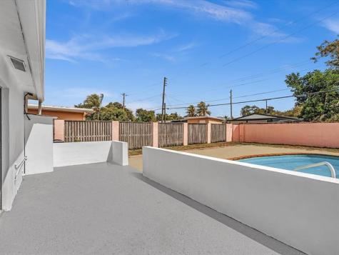 2340 SW 42nd Terrace Fort Lauderdale FL 33317