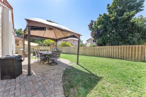 4078 NW 61st Terrace Coral Springs FL 33067