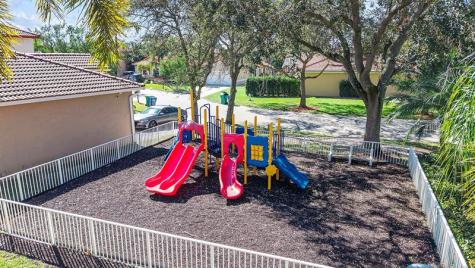 4078 NW 61st Terrace Coral Springs FL 33067