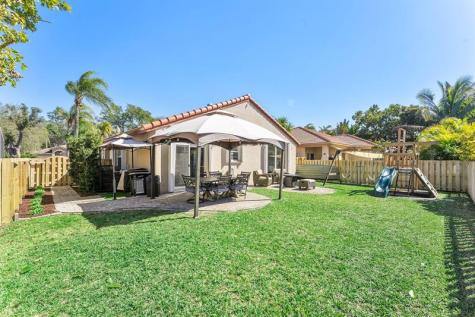 4078 NW 61st Terrace Coral Springs FL 33067