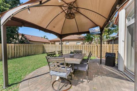 4078 NW 61st Terrace Coral Springs FL 33067