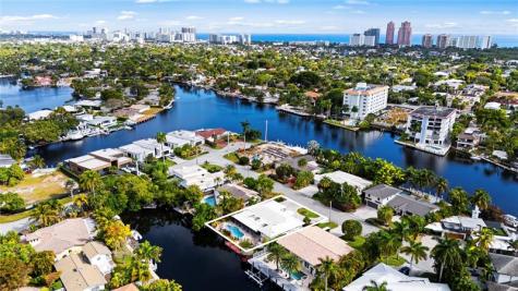 1735 NE 23rd Avenue Fort Lauderdale FL 33305
