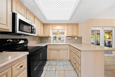 1735 NE 23rd Avenue Fort Lauderdale FL 33305