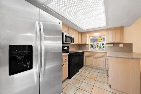 1735 NE 23rd Avenue Fort Lauderdale FL 33305