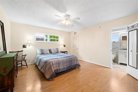 1735 NE 23rd Avenue Fort Lauderdale FL 33305