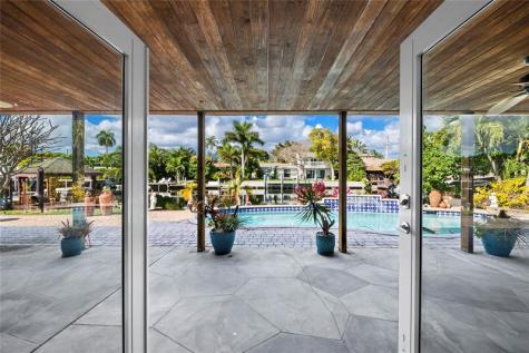 1735 NE 23rd Avenue Fort Lauderdale FL 33305