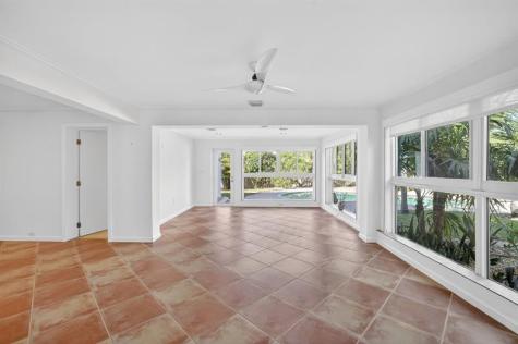2317 NE 12th Street Fort Lauderdale FL 33304