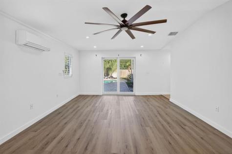 2317 NE 12th Street Fort Lauderdale FL 33304