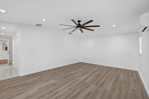 2317 NE 12th Street Fort Lauderdale FL 33304