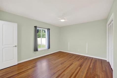 2317 NE 12th Street Fort Lauderdale FL 33304