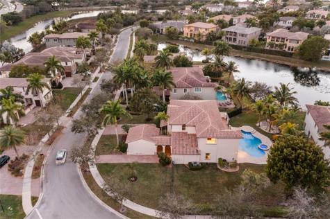 11169 NW 77th Place Parkland FL 33076