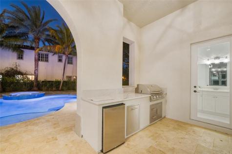 11169 NW 77th Place Parkland FL 33076