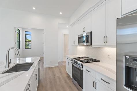 308 SE Via Sangro Port St Lucie FL 34952